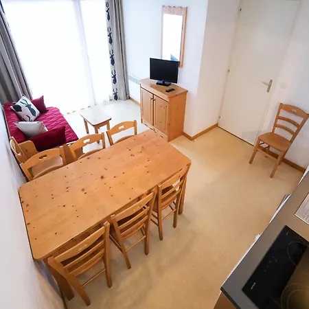 In With Balcony شقة