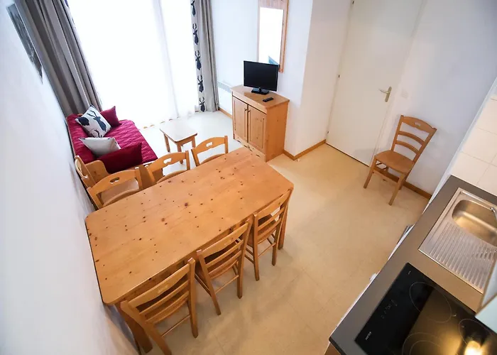 In With Balcony アパート